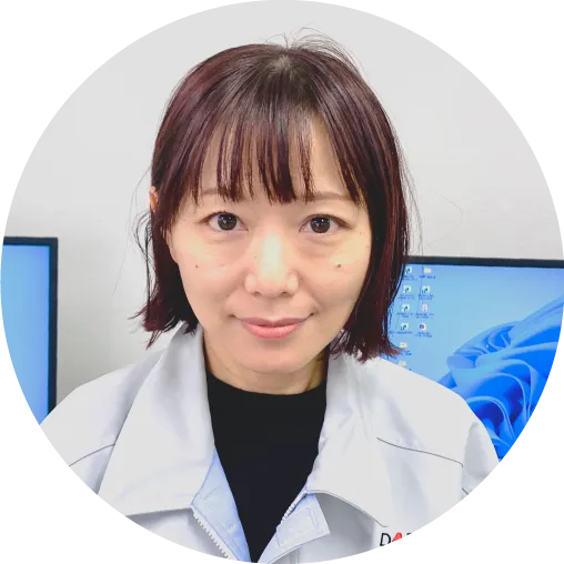 社歴：16年　部署：薬事課　役職：副主幹研究員